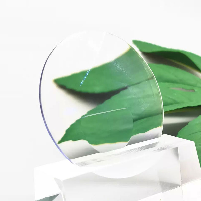 Dwuogniskowa soczewka płaska 1.499