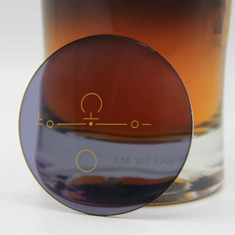 Soczewka fotochromowa progresywna 1,56 HMCSHMC