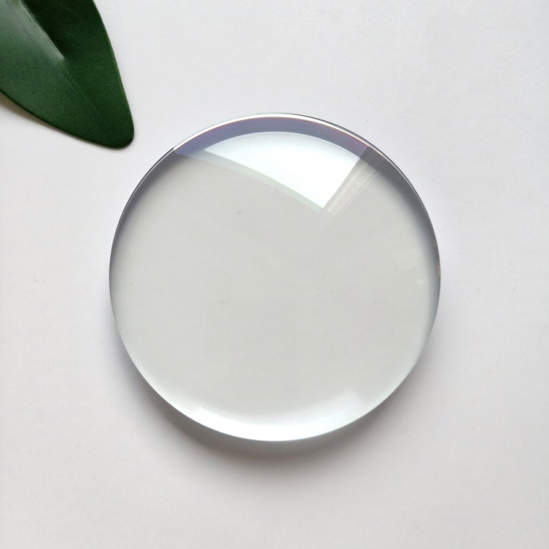 Obiektyw PC z niebieskim blokiem 1,59