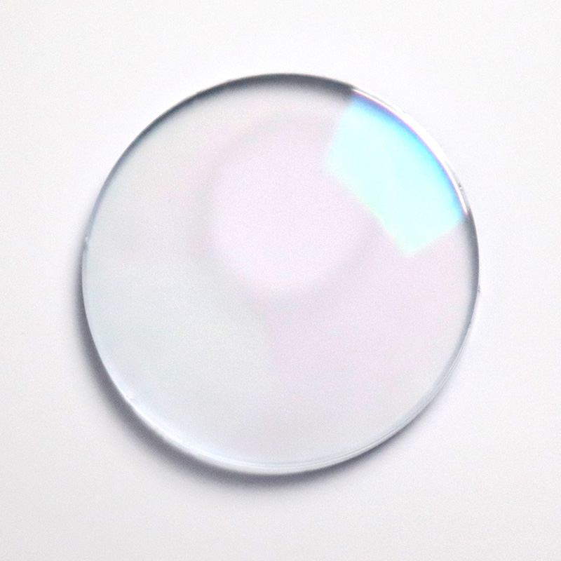 Okrągły obiektyw dwuogniskowy 1,56 HMC