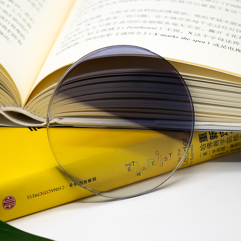 Soczewka fotochromowa z poliwęglanu 1,59 HMC/SHMC