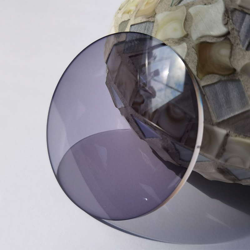 Soczewka fotochromowa 1,67 SHMC