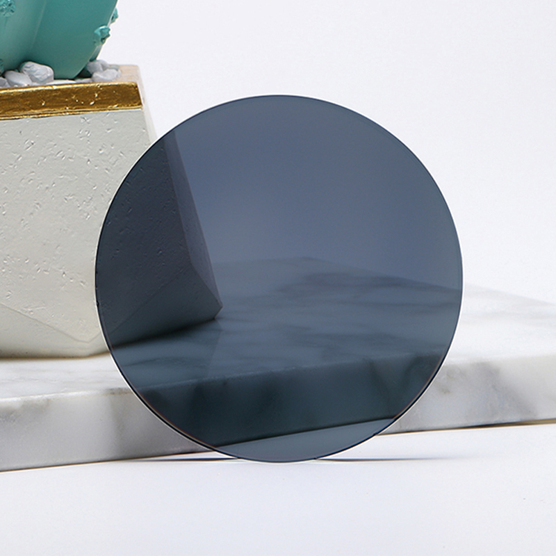 Soczewka fotochromowa z niebieskim blokiem 1,67 HMC/SHMC